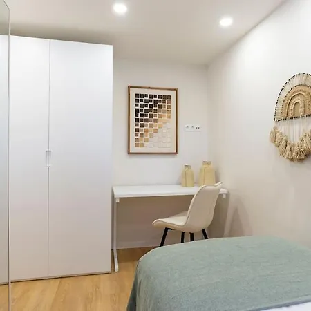 Apartment Trinidad & Central By Ele Malaga